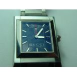 2008 Gucci Mens Stainless Steel Quartz Bracelet Wristwatch