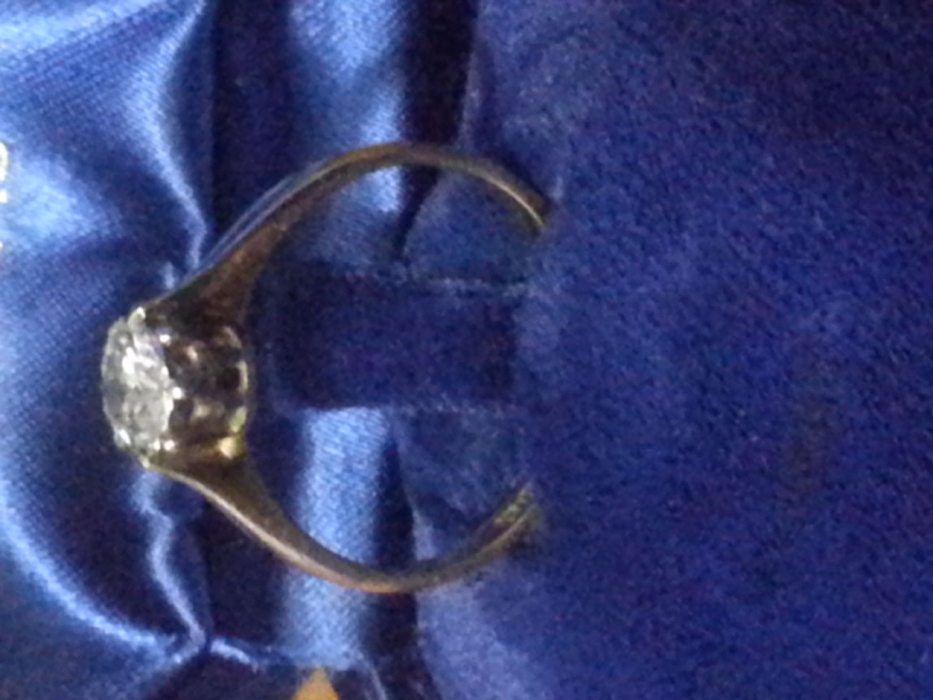 Antique 18 ct gold 0.5 ct Diamond solitaire ring - Image 3 of 5