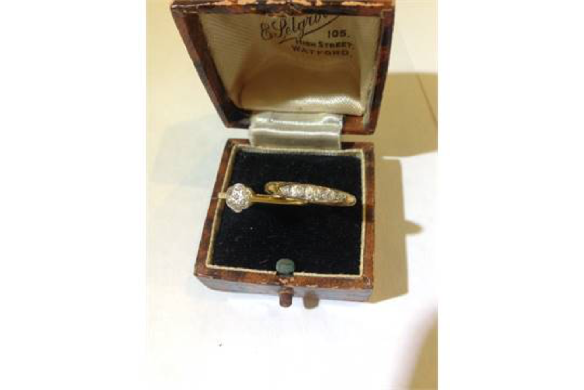 VINTAGE 2 x 18ct GOLD DIAMOND RINGS