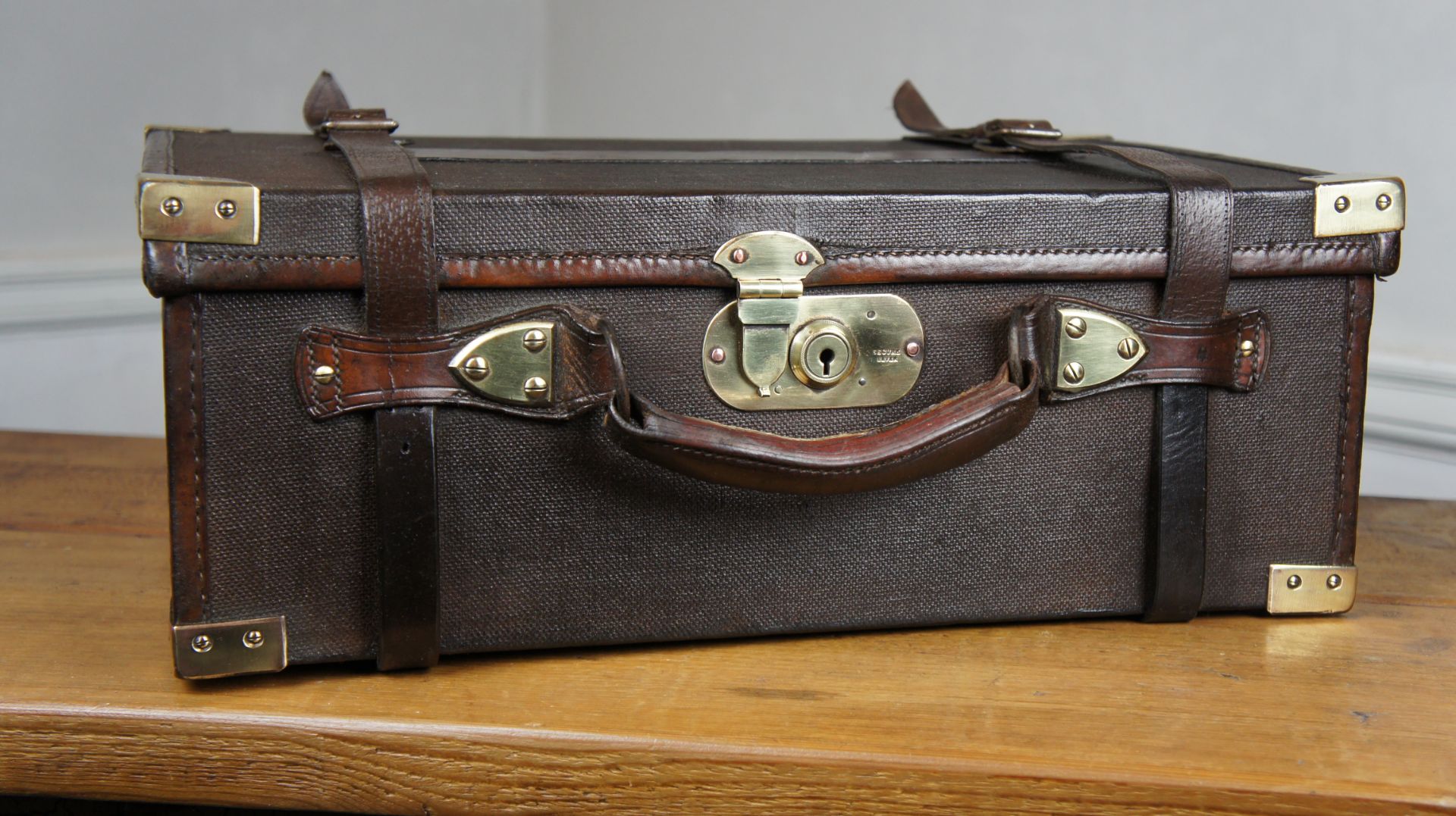Canvas, Brass and Leather cartiage case - Image 2 of 8