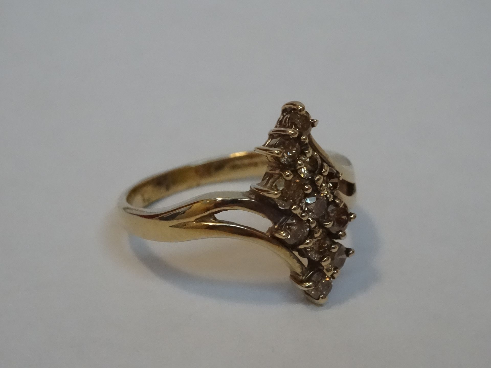 9 Carat Yellow Gold Cognac Coloured Diamond Ring. - Image 3 of 6