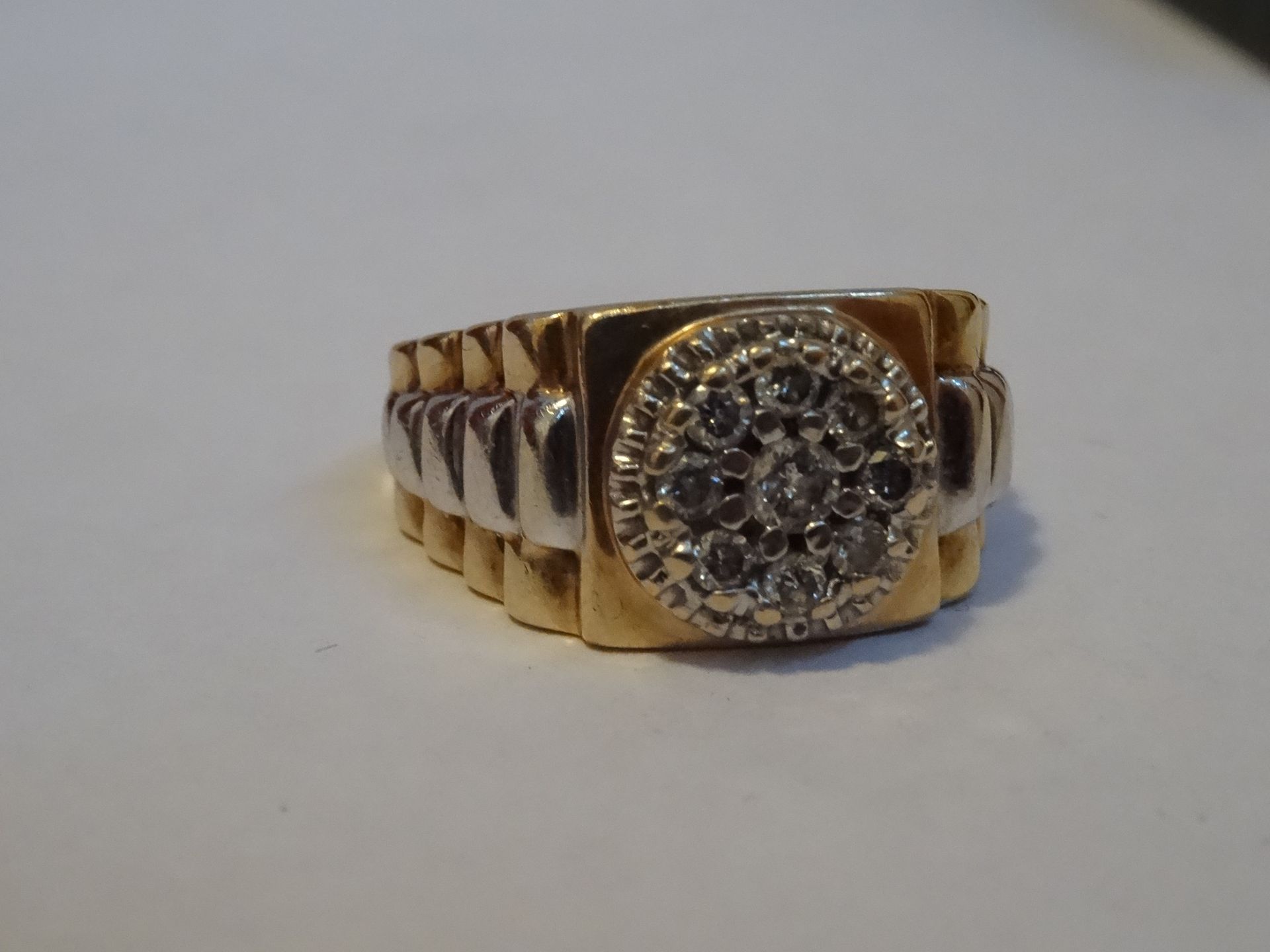 9 Carat Yellow & White Gold Gents Rolex Style Diamond Ring. - Image 3 of 4