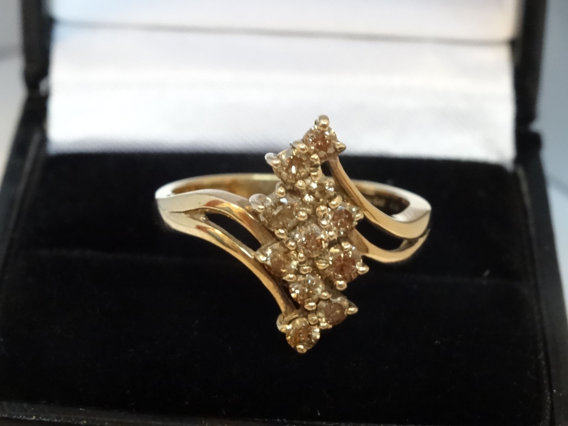 9 Carat Yellow Gold Cognac Coloured Diamond Ring. - Image 5 of 6