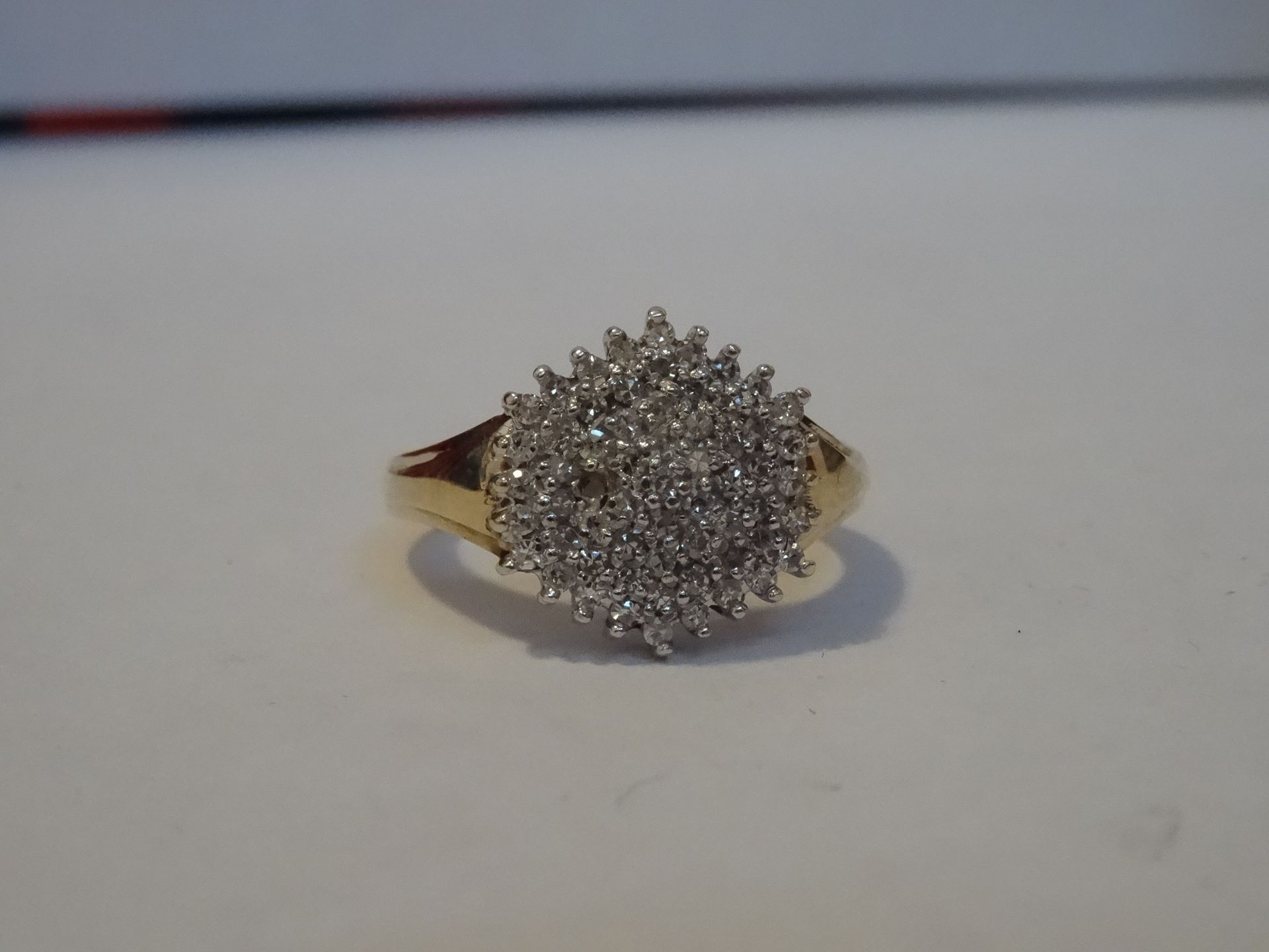 9 Carat Yellow Gold Diamond Cluster Ring. - Image 3 of 5