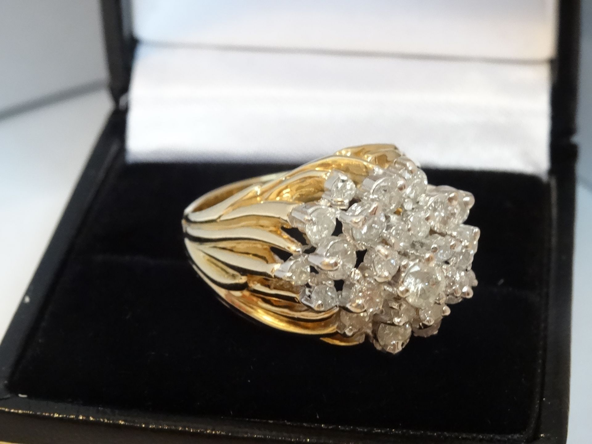 9 Carat Yellow & White Gold Diamond Cascade Ring. - Image 5 of 6