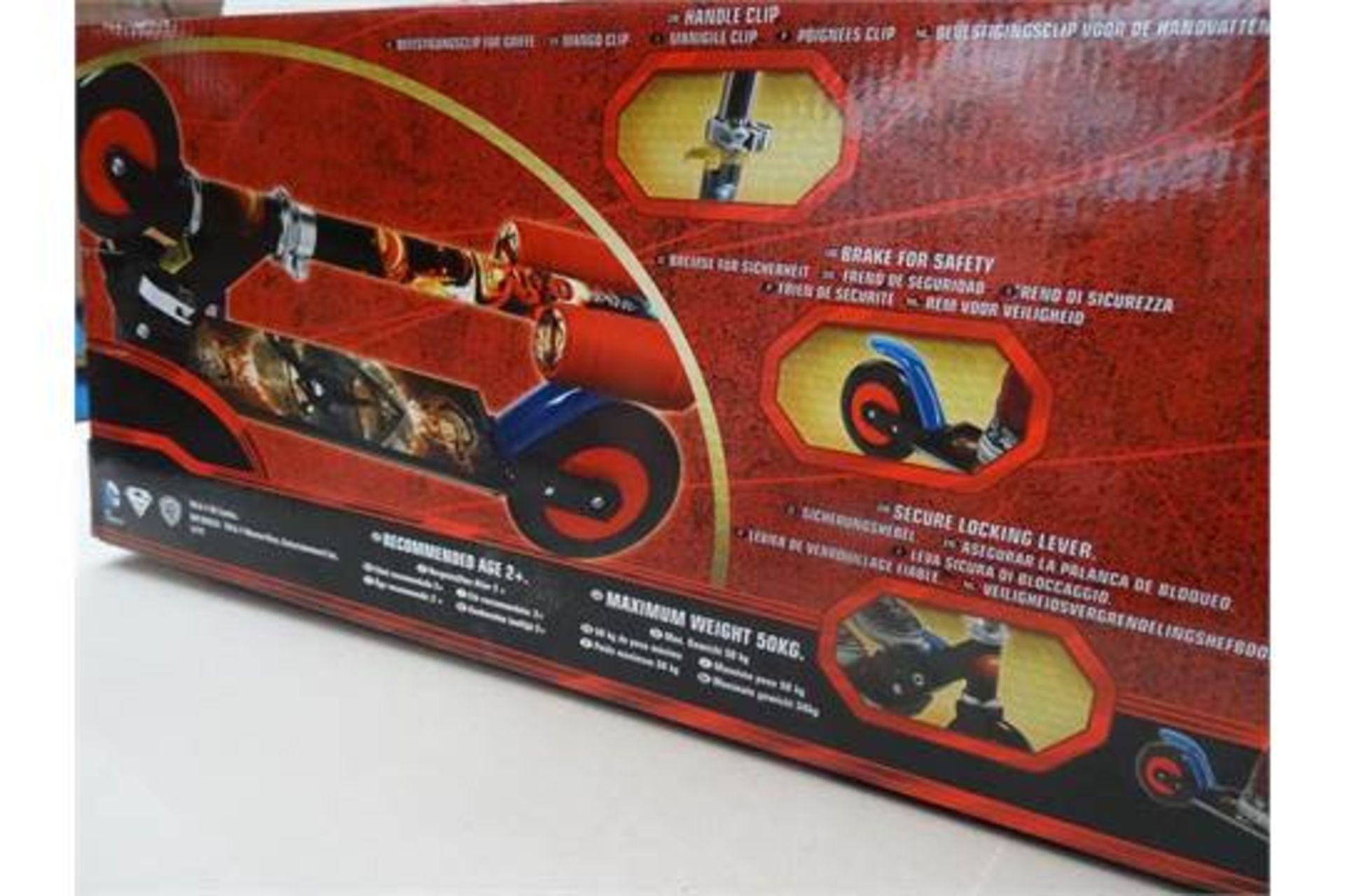 12 x Spiderman Man of Steel DC Comics. Inline Foldable Scooter. Folds for easy storage, Secure - Image 2 of 2