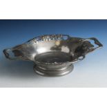 Schale, Zinn, Jugendstil, auf Unterseite bez. "Tudric Pewter Ware", Nr. 0287, England, oval,