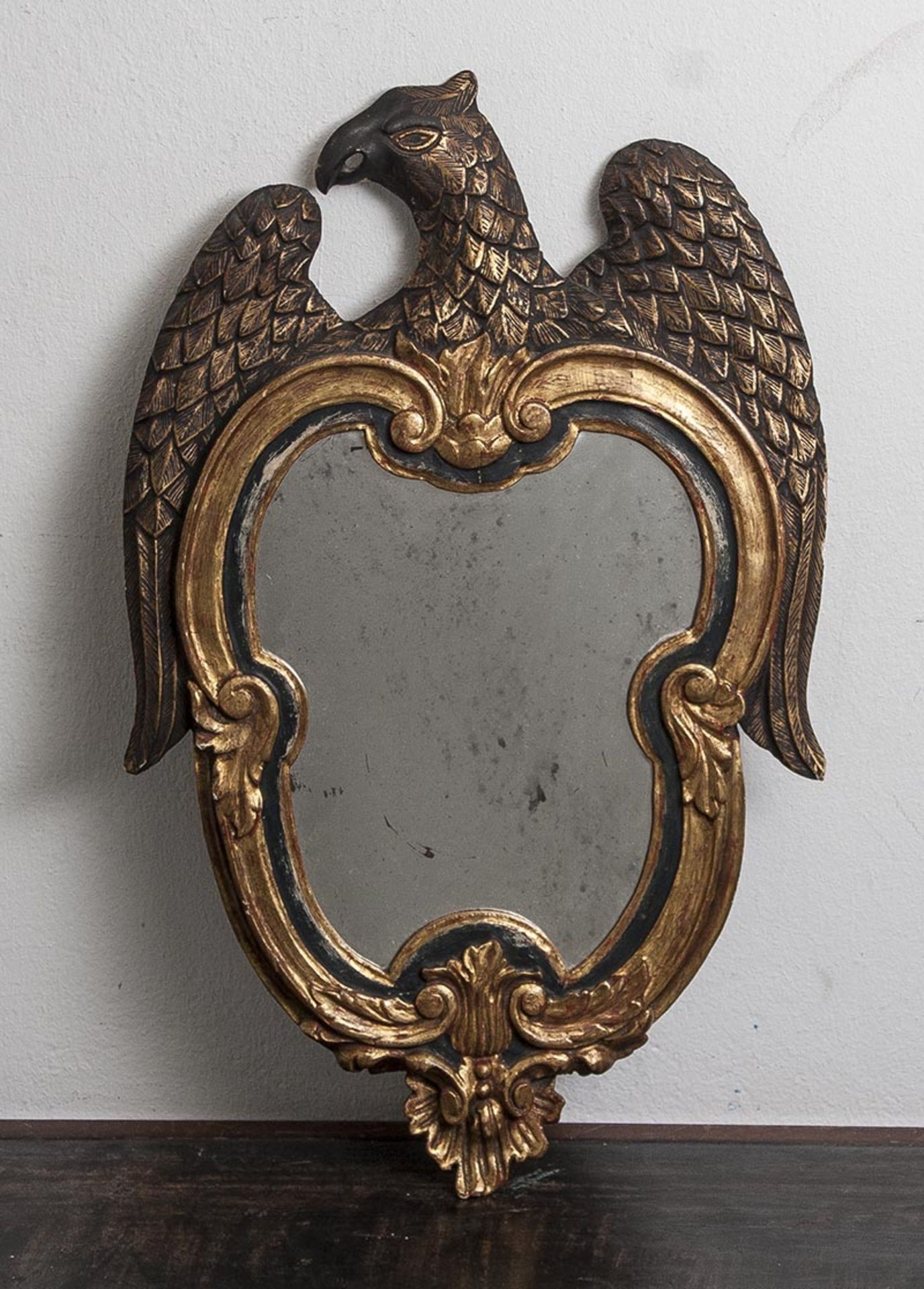 Reserve: 30 EUR        Spiegel "Adler", im Barockstil, deutsch um 1900, Holz, geschnitzt, goldfarben