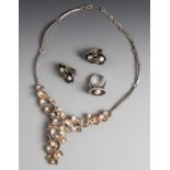 Modernes Schmuckset, Design, 3-teilig, Collier, Ohrclipse, Ring, Silber 835, wohlNordeuropa, m.