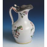 Schenkkanne, wohl England 19./20. Jahrhundert, Keramik, hellgrau glasiert, mit