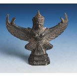 Garuda, Siam, 18./19. Jahrhundert, Bronze, patiniert, Darstellung des Götterbotten undReittier des