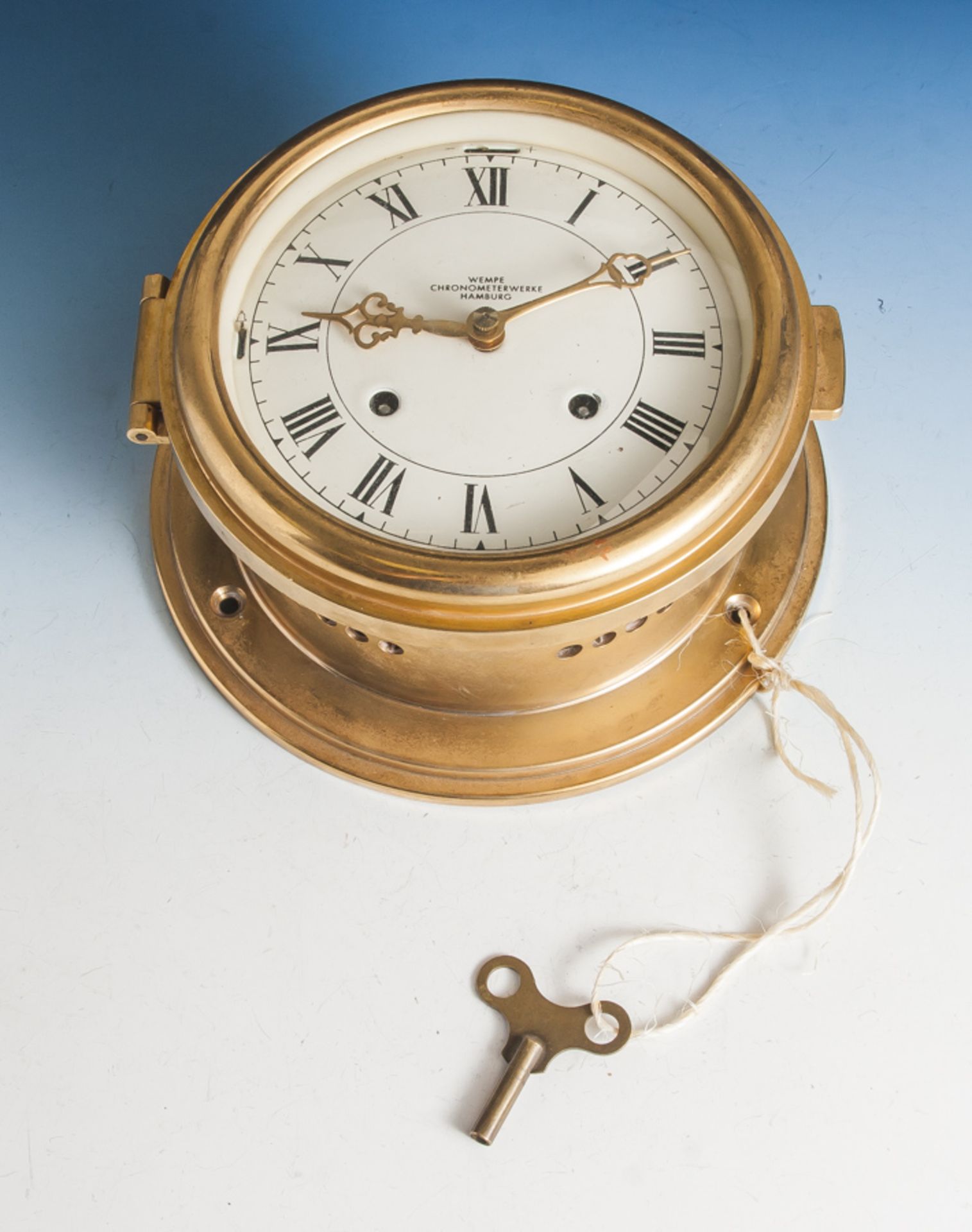 Schiffschronometer, Wempe Chronometerwerke Hamburg, Messinggehäuse mit scharniertem undverglasten