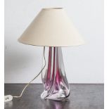 Lampenfuß, Val Saint-Lambert, farbloses, dickwandiges Glas, violett unterfangen.Zylindrisch-gedrehte