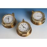 Maritime Messgeräte: Barometer, Uhr, Hygrometer, DM. je ca. 12 cm.Mindestpreis: 150 EUR