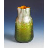 Vase, Johann Lötz Witwe, Dekor Titania, um 1905, farbloses Glas, orangeopal unterfangen,mit