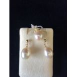 9 ct Freshwater Pearl set