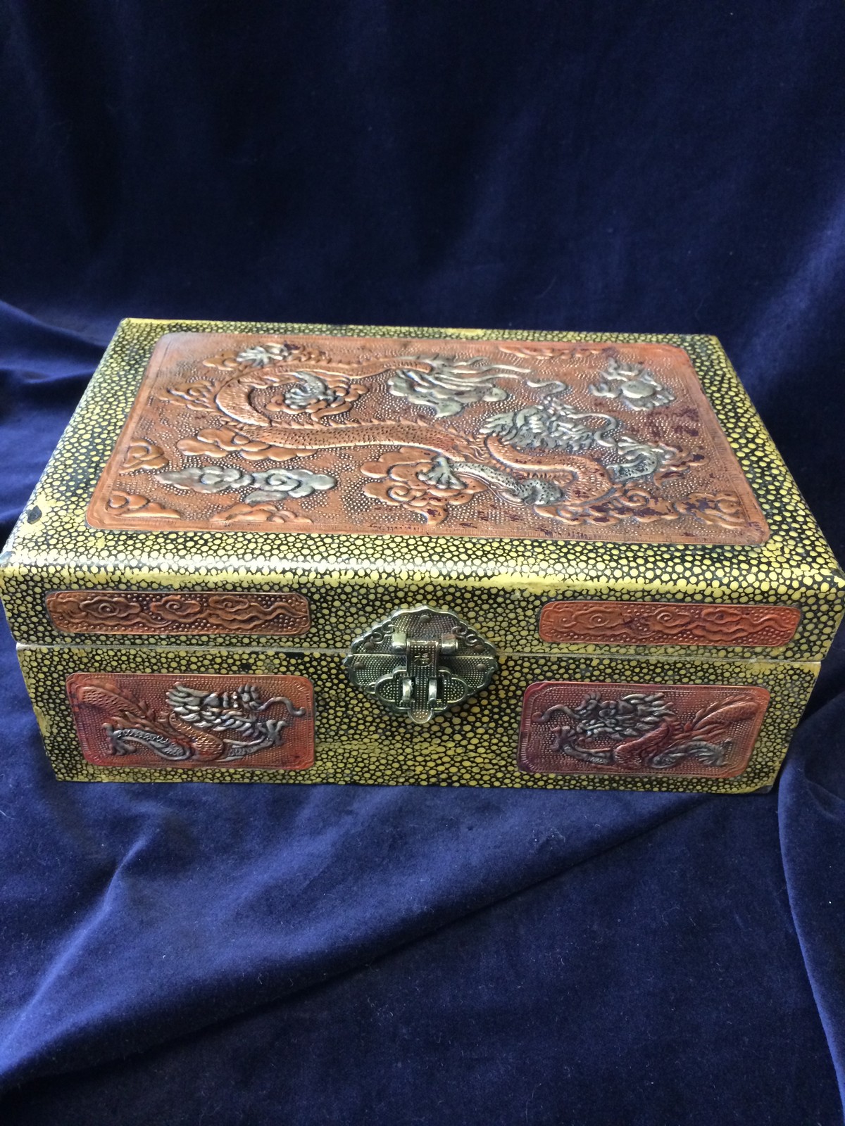 An Oriental Shargreen Box
