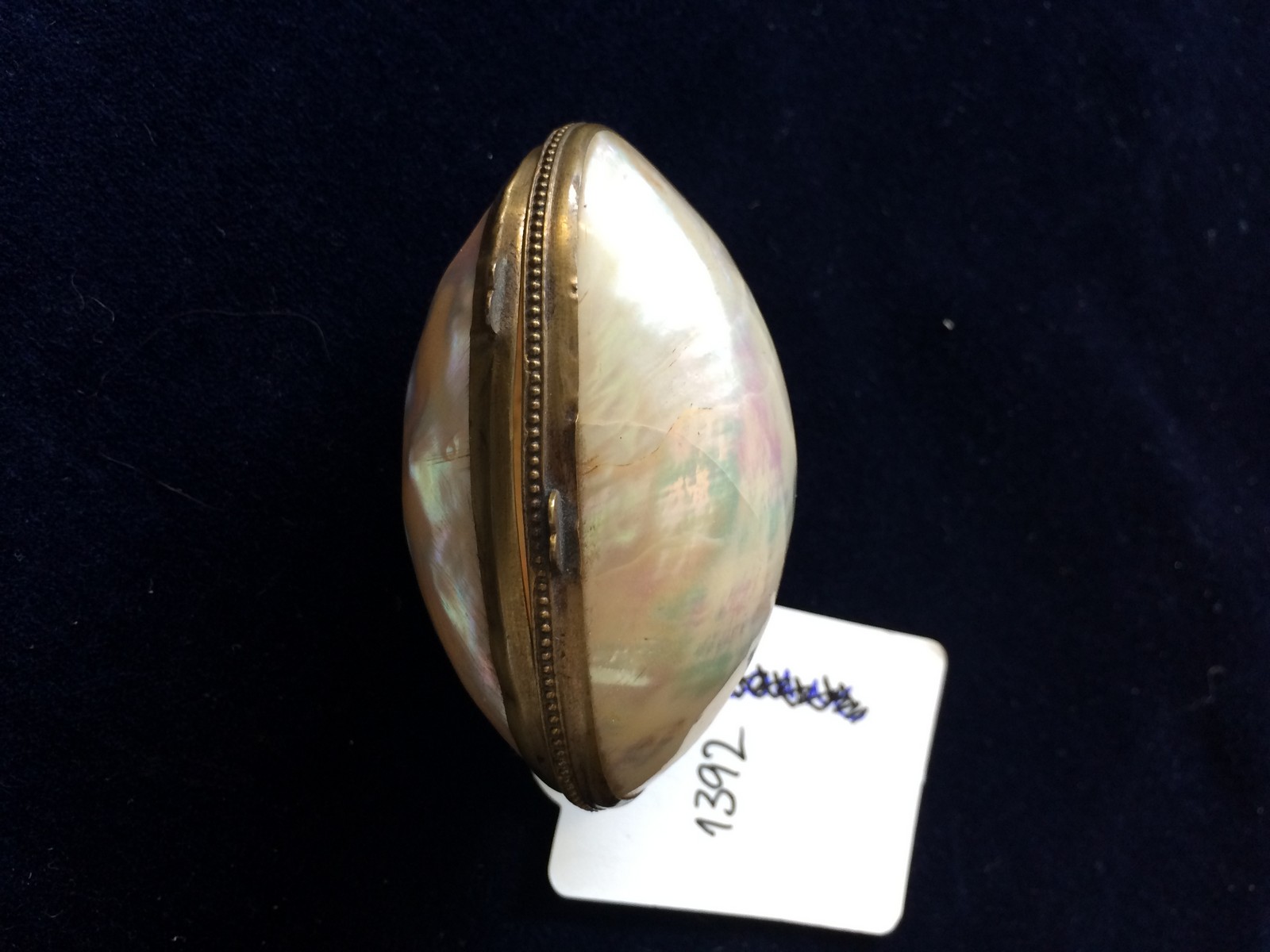 A mother of pearl Victorian trinket box, brass mounts. - Image 2 of 2