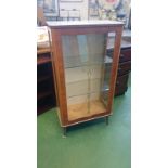 1950's display cabinet with gold detailing.