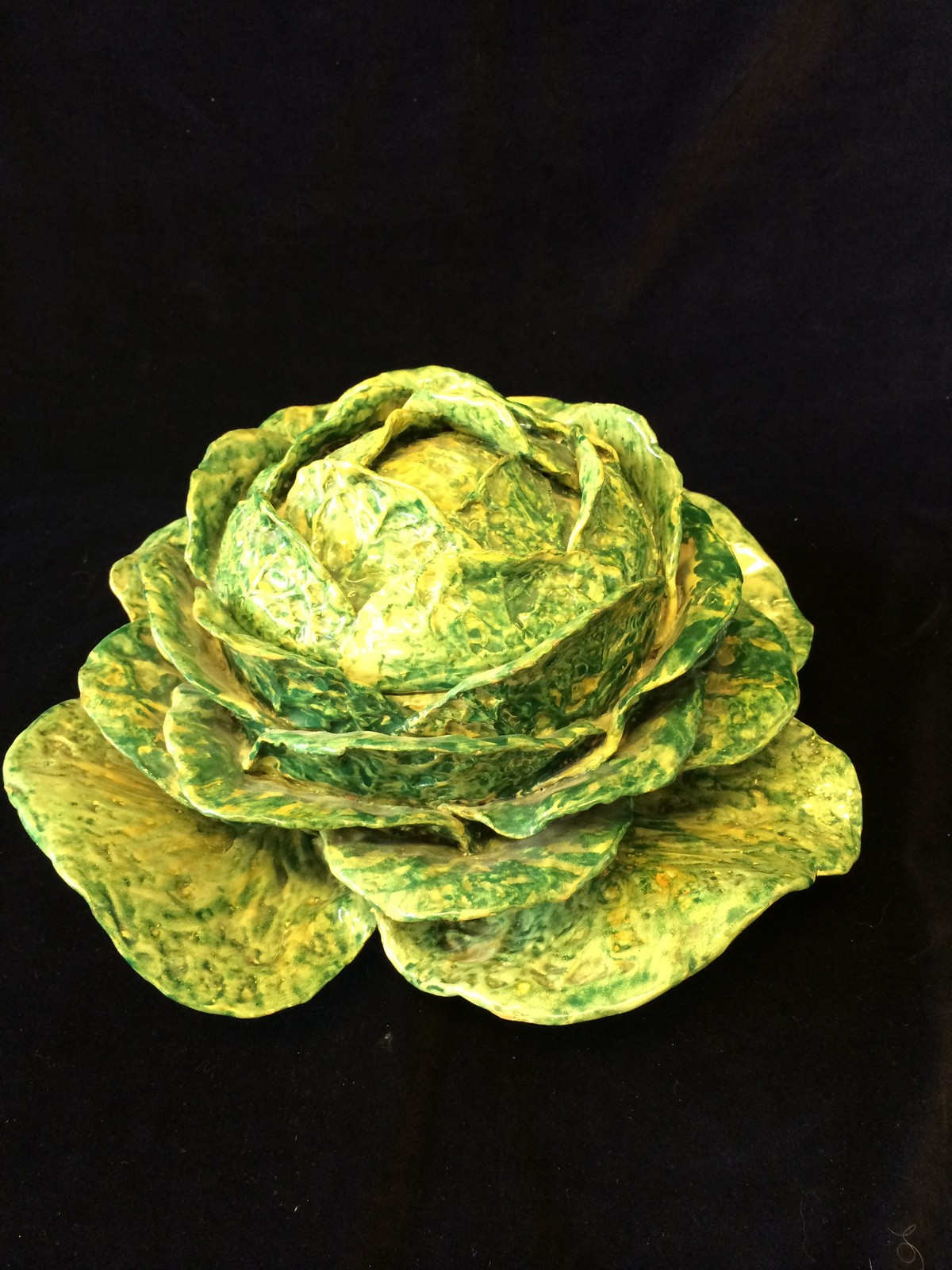 Green Cabbage Leaf ceramic soup tureen in 3 parts: Saucer, Bowl and Lid.