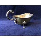 A silver sauce boat Hallmarked Birmingham 1941 (102grms)