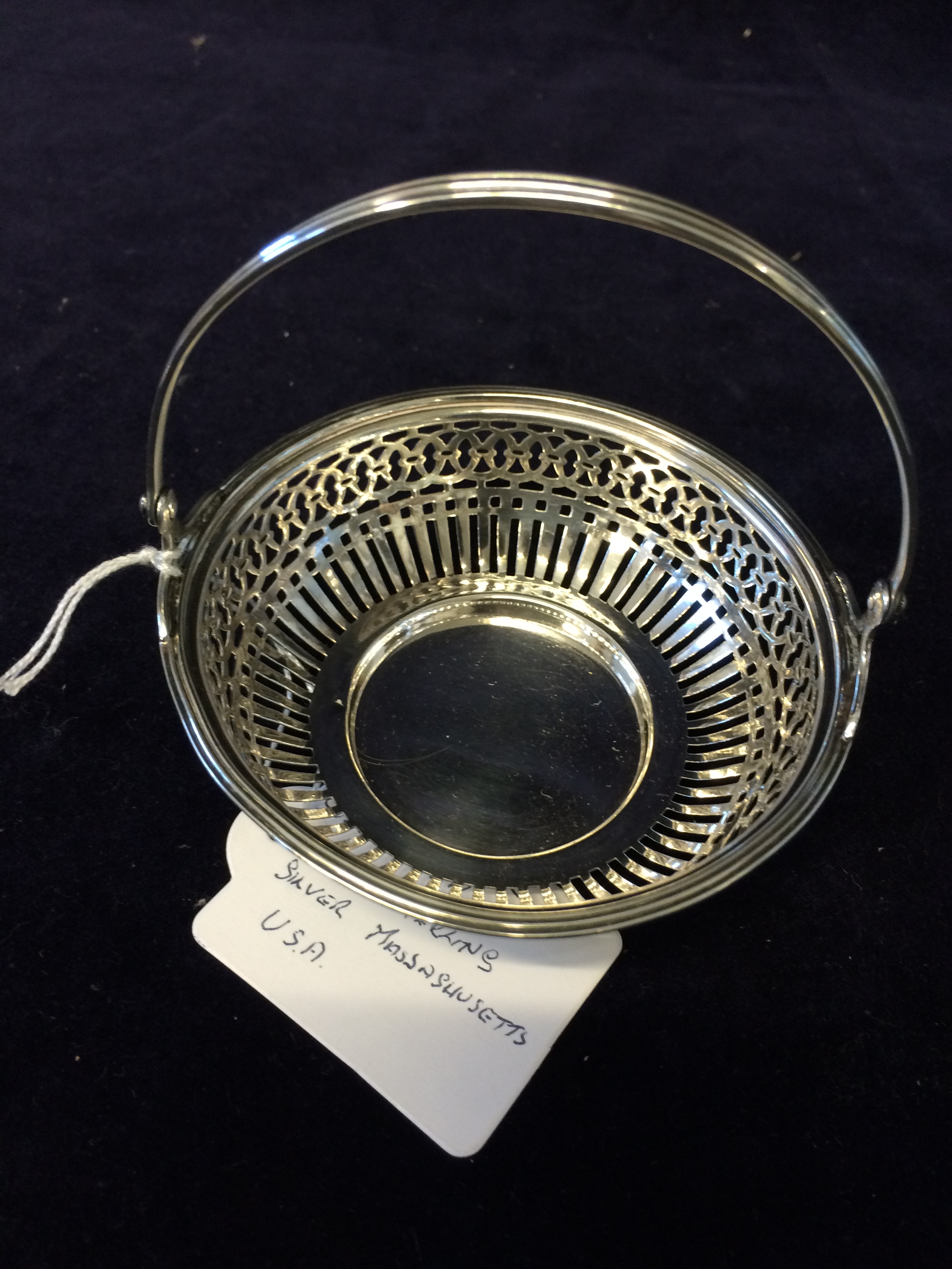 Sterling siler sweet dish Watson sterling silver. Massachusets USA