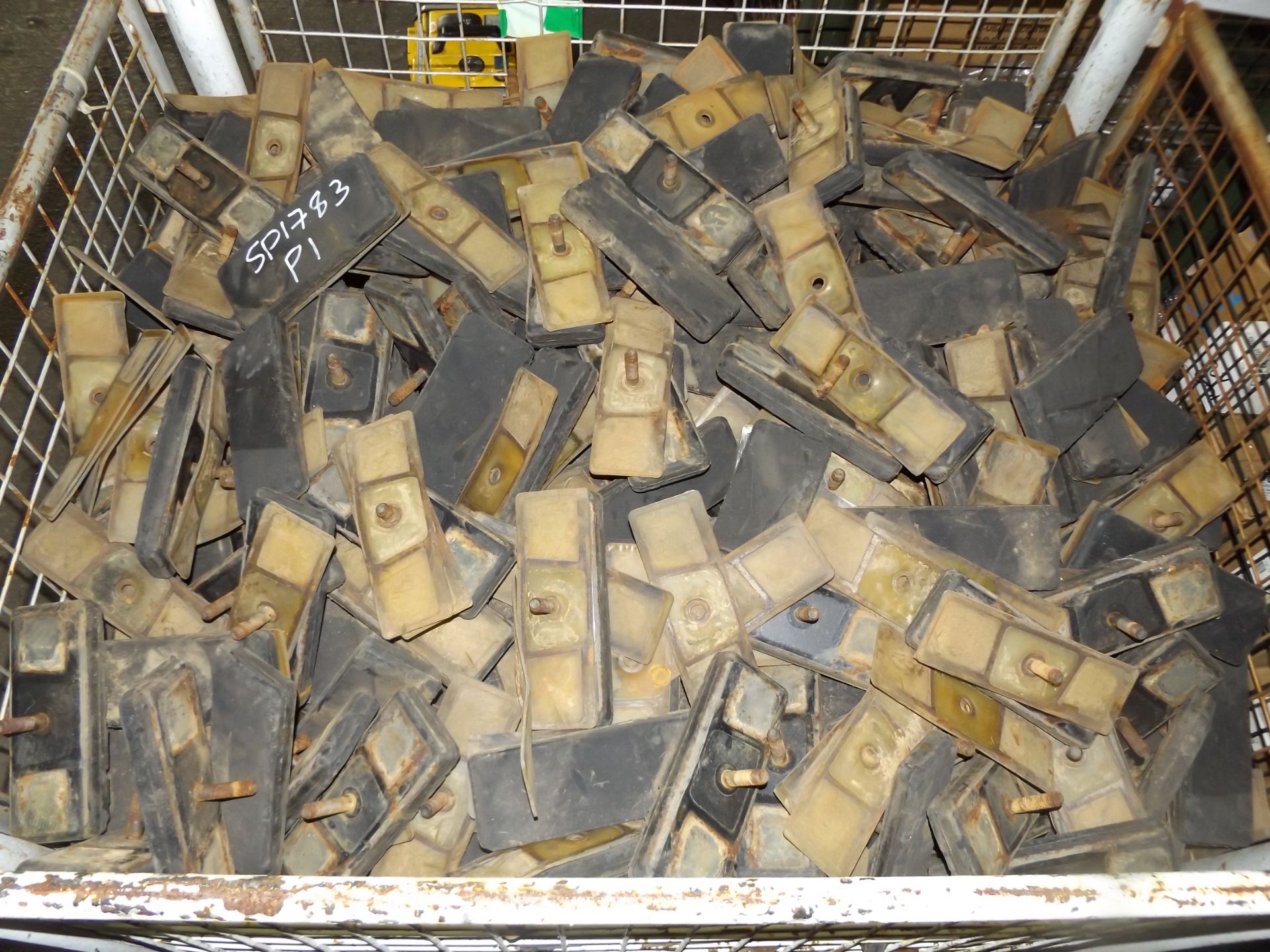 Approx. 500 x FV432 Part Worn Track Pads