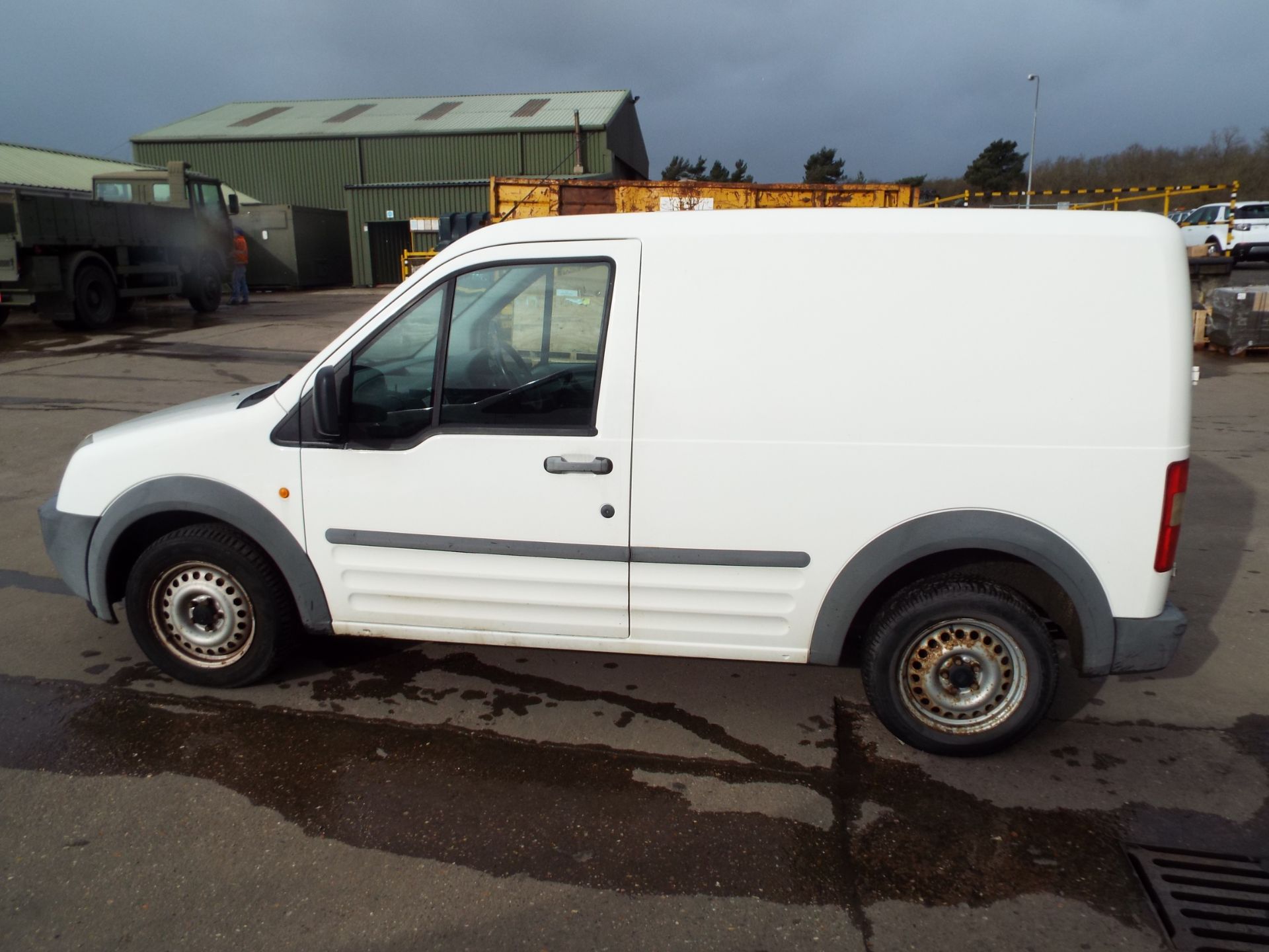 Ford Transit Connect L200 TD Panel Van - Image 4 of 17