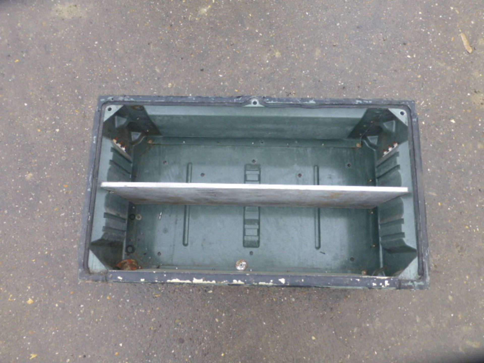 10 x Heavy Duty Interconnecting Storage Boxes - Image 6 of 7