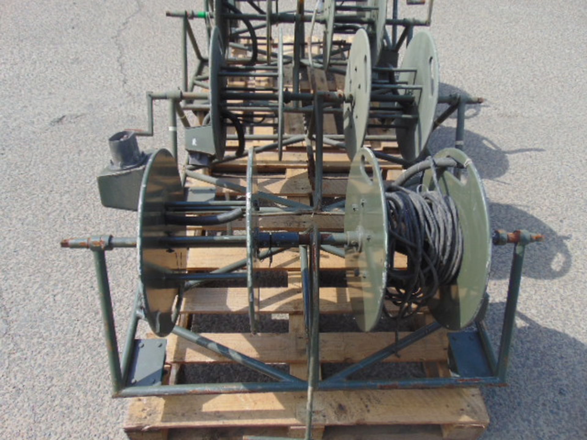 4 x Heavy Duty Double Cable Reels - Image 2 of 7