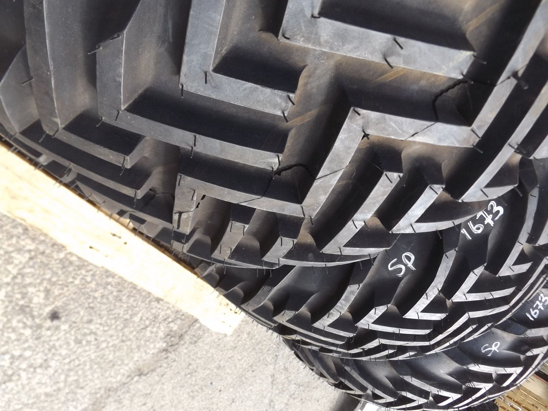 3 x Mitas 31x15.50-15 Supacat / Agricultural Tyres - Image 6 of 6