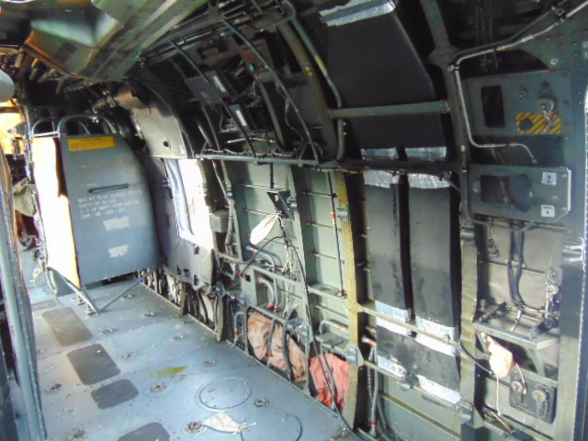 Westland Sea King HAR.3 (TAIL NUMBER ZE368) Airframe - Image 13 of 24
