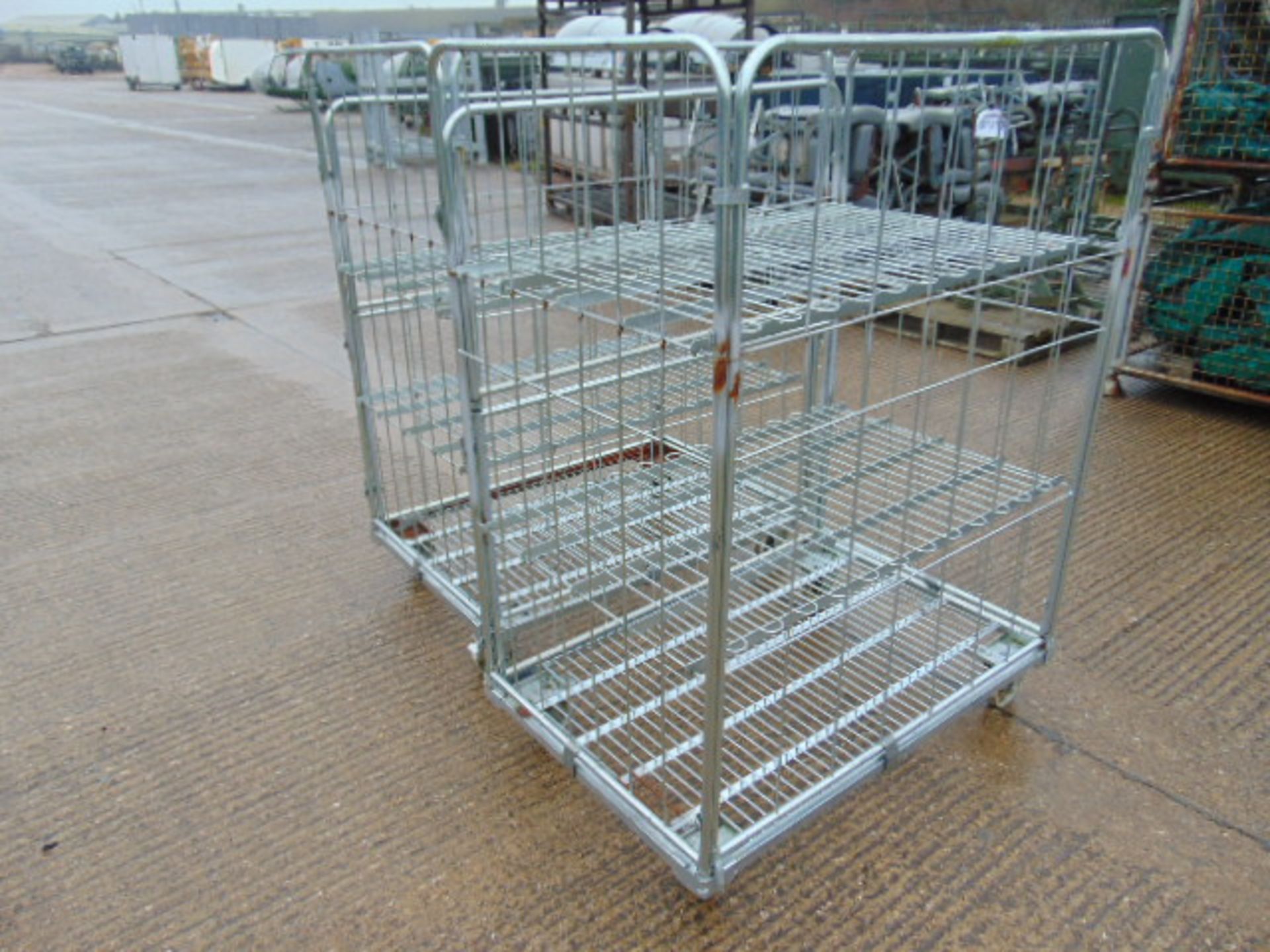 Qty 2 x Stock Cages - Image 2 of 3