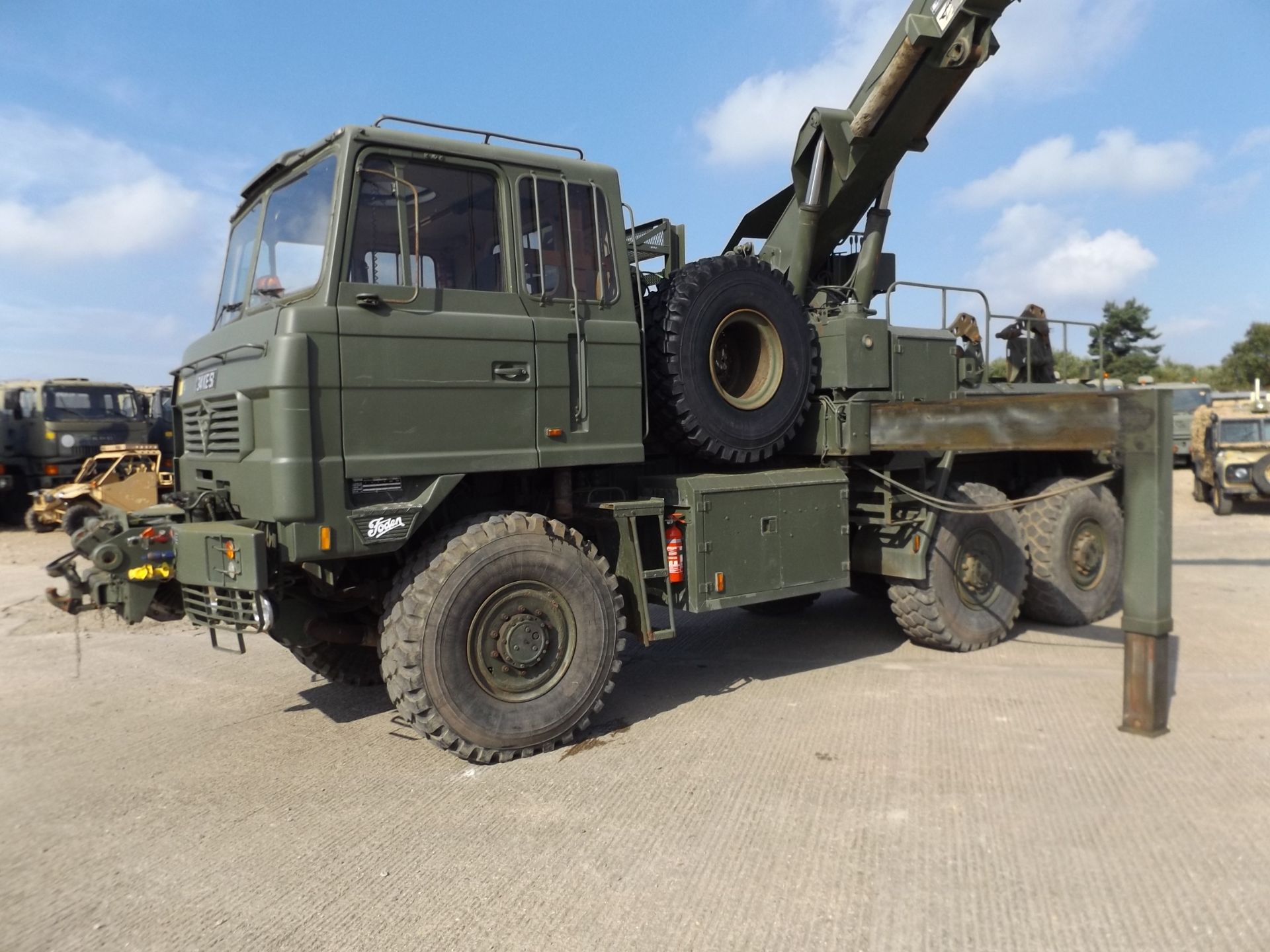 Foden 6x6 Recovery Vehicle which is Complete with Remotes and EKA Recovery Tools - Image 2 of 27