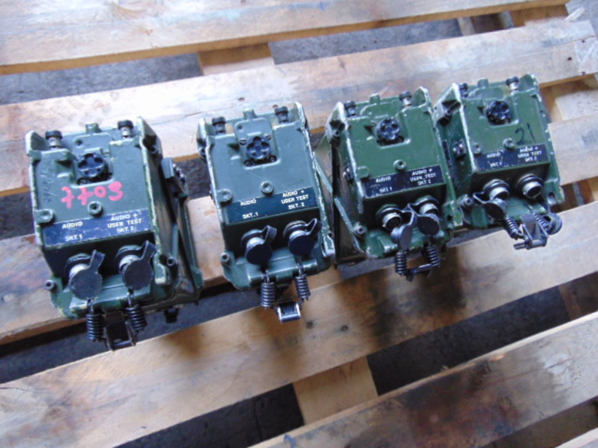 4 x Clansman RT- 351 Transmitter Receivers - Bild 5 aus 9