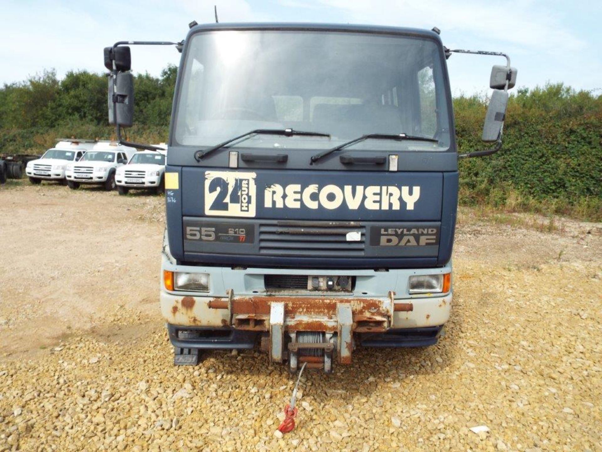 Leyland DAF 55 210 Crew Cab 18T Tilt and Slide Recovery Vehicle with Underlift and 2 x Winches - Image 2 of 32