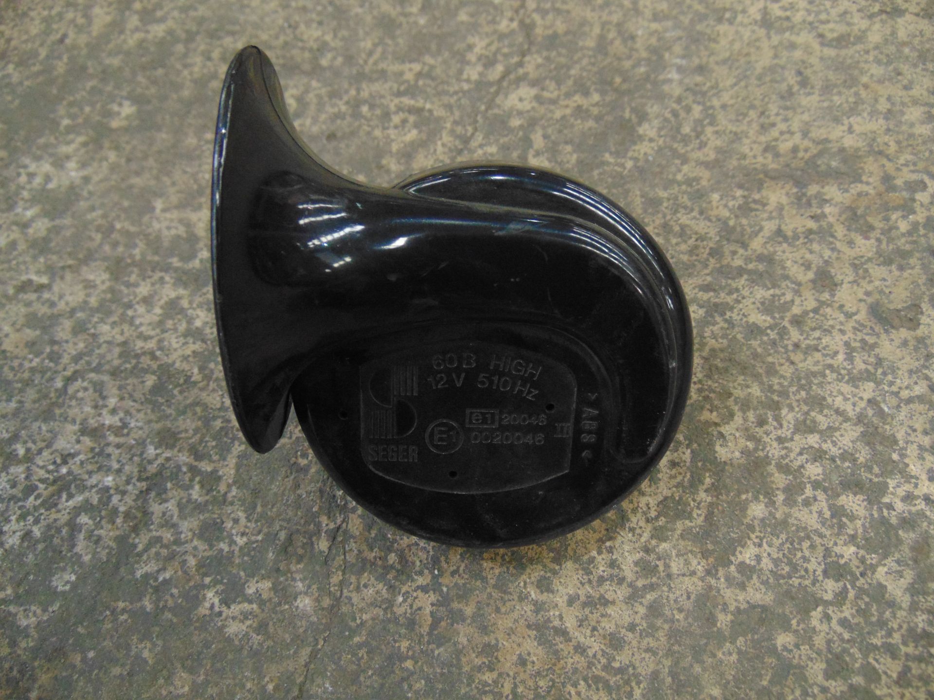 20 x Land Rover Horns P/No PRC2057 - Image 2 of 5