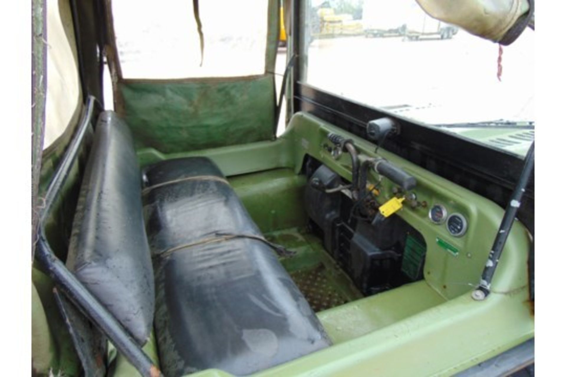 Argocat 8x8 Magnum Amphibious ATV with Canopy - Image 10 of 14