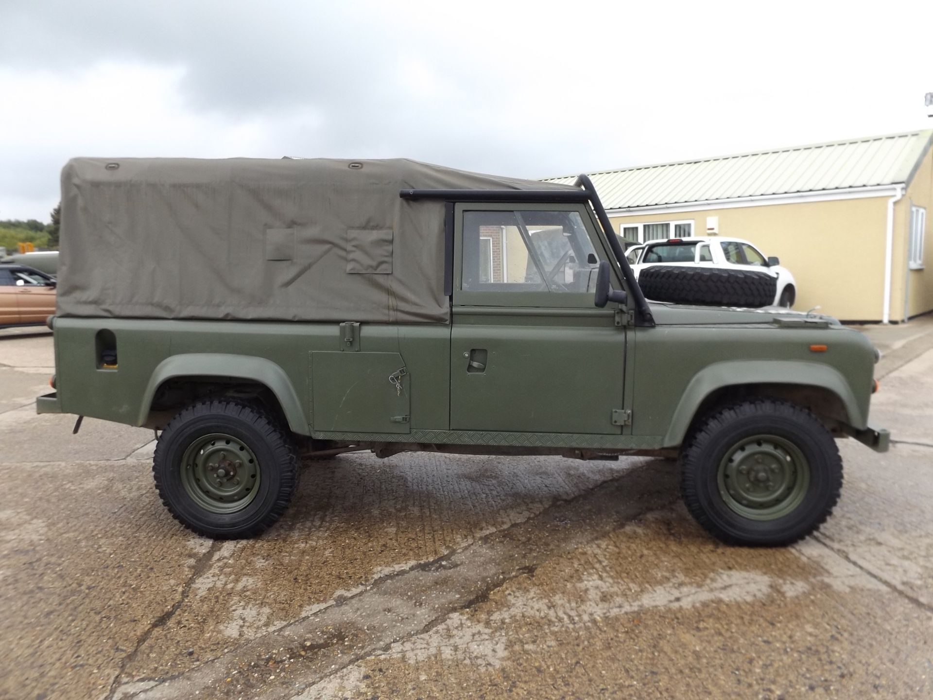 Land Rover TITHONUS 110 Soft Top - Bild 5 aus 15