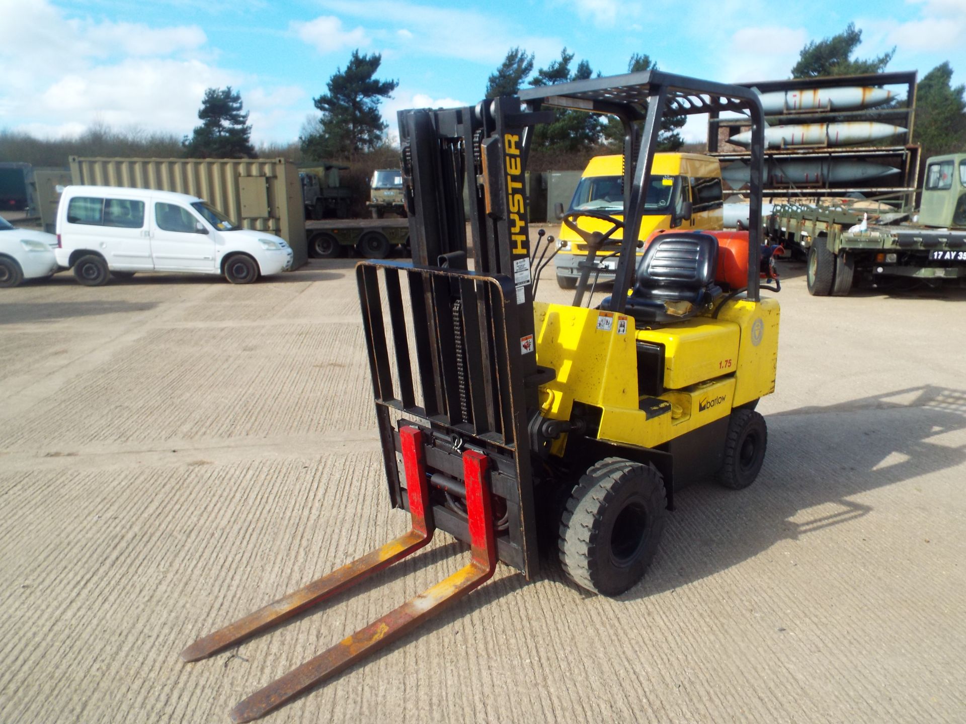 Hyster H1.75XL Counter Balance LPG Container Forklift - Image 3 of 20