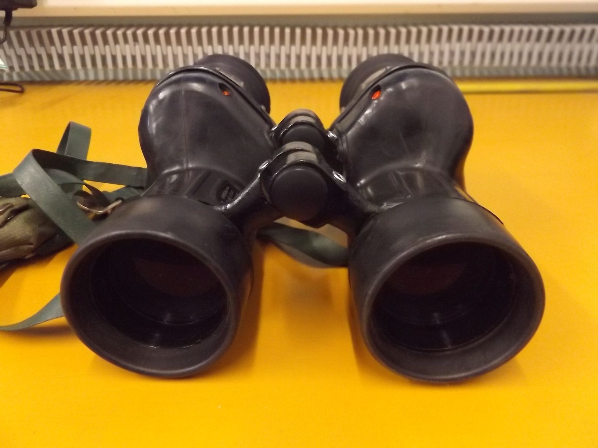 L12A1 Avimo Self Focusing Prism Binoculars - Image 2 of 7