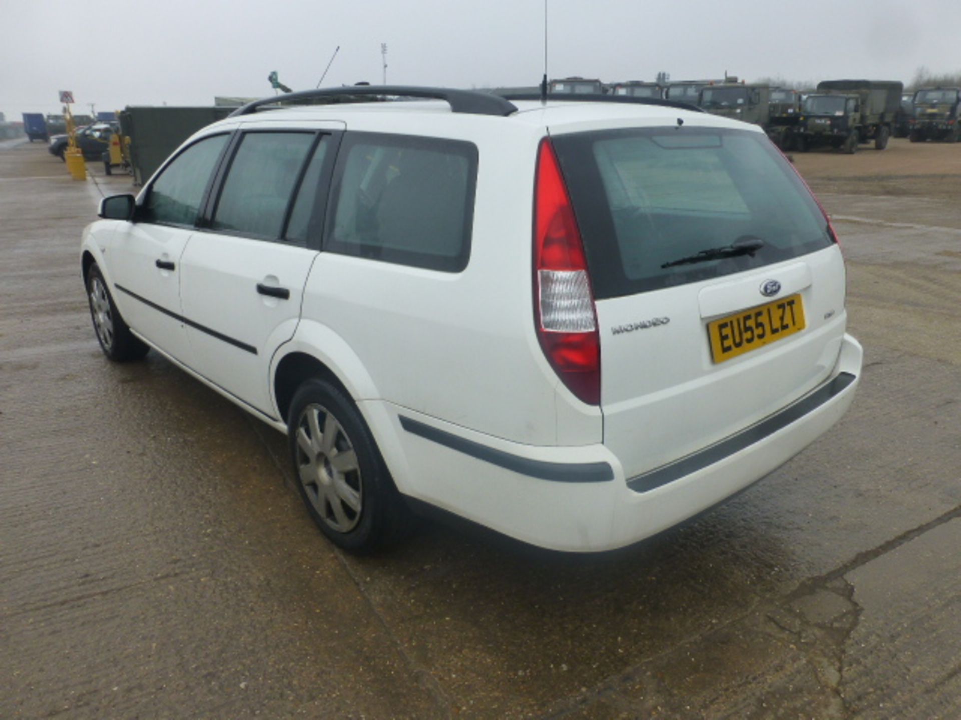 Ford Mondeo 2.0TDCi Estate - Image 5 of 16