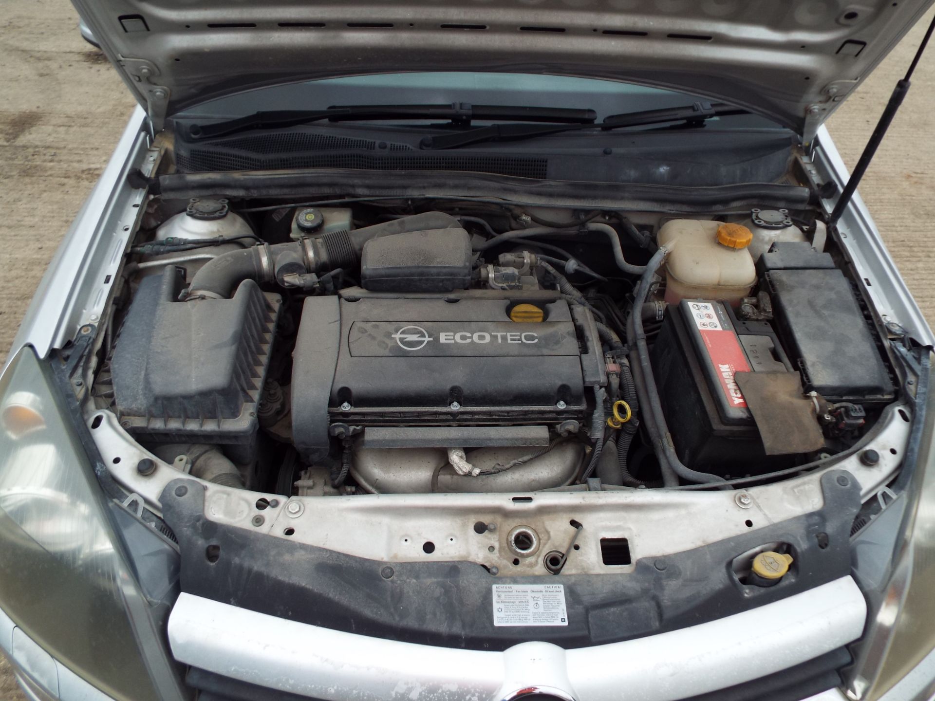Damage Repairable Opel Astra 1.6 Ecotec Hatchback - Image 16 of 23
