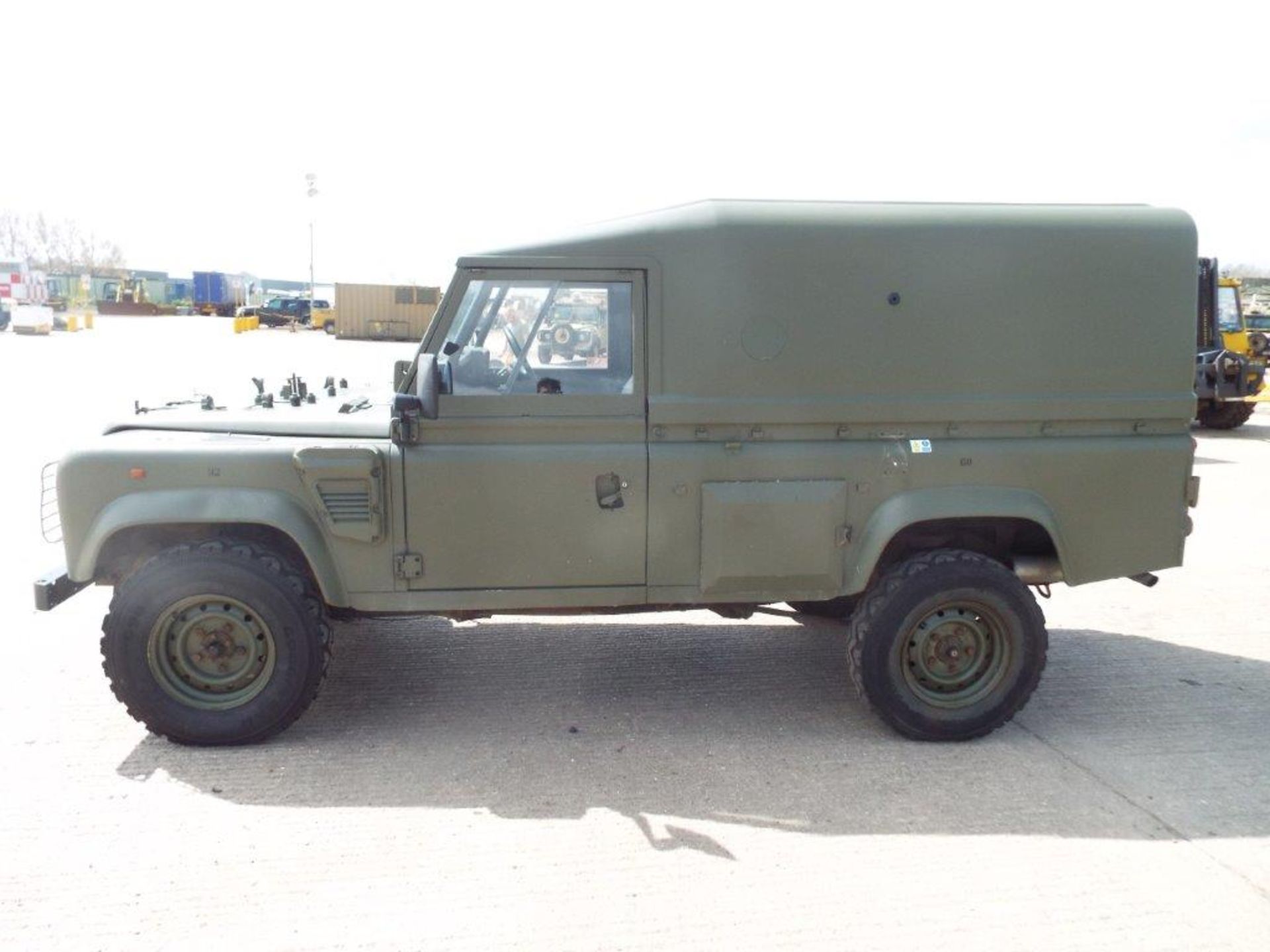 Military Specification Land Rover Wolf 110 Hard Top - Image 4 of 26