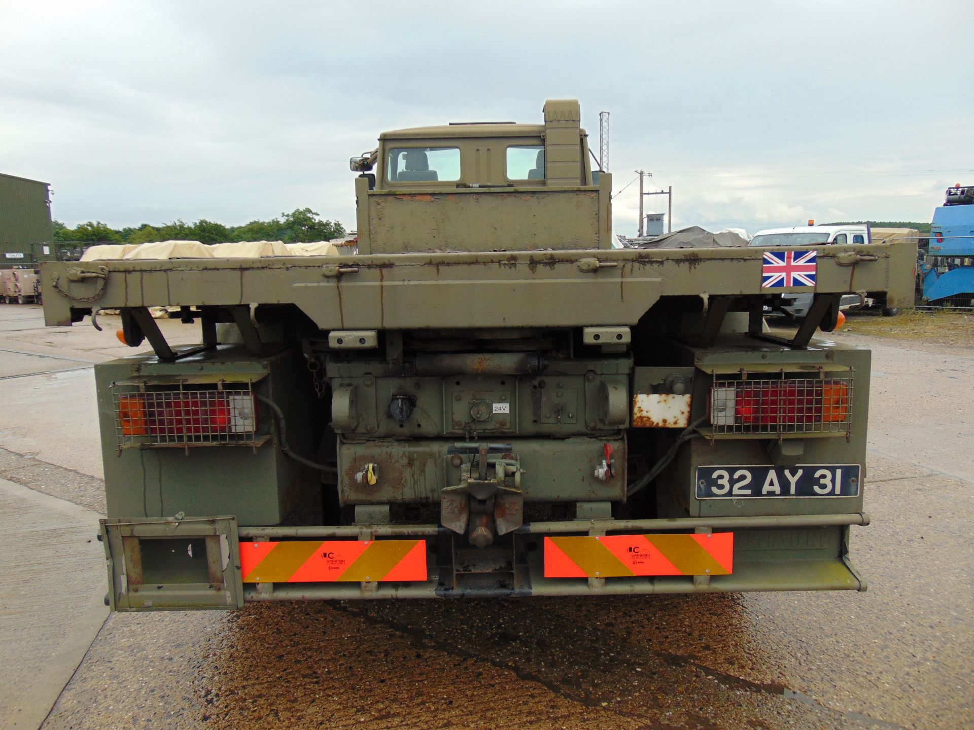 Renault G300 Maxter RHD 4x4 8T Cargo Truck complete with winch - Image 5 of 16