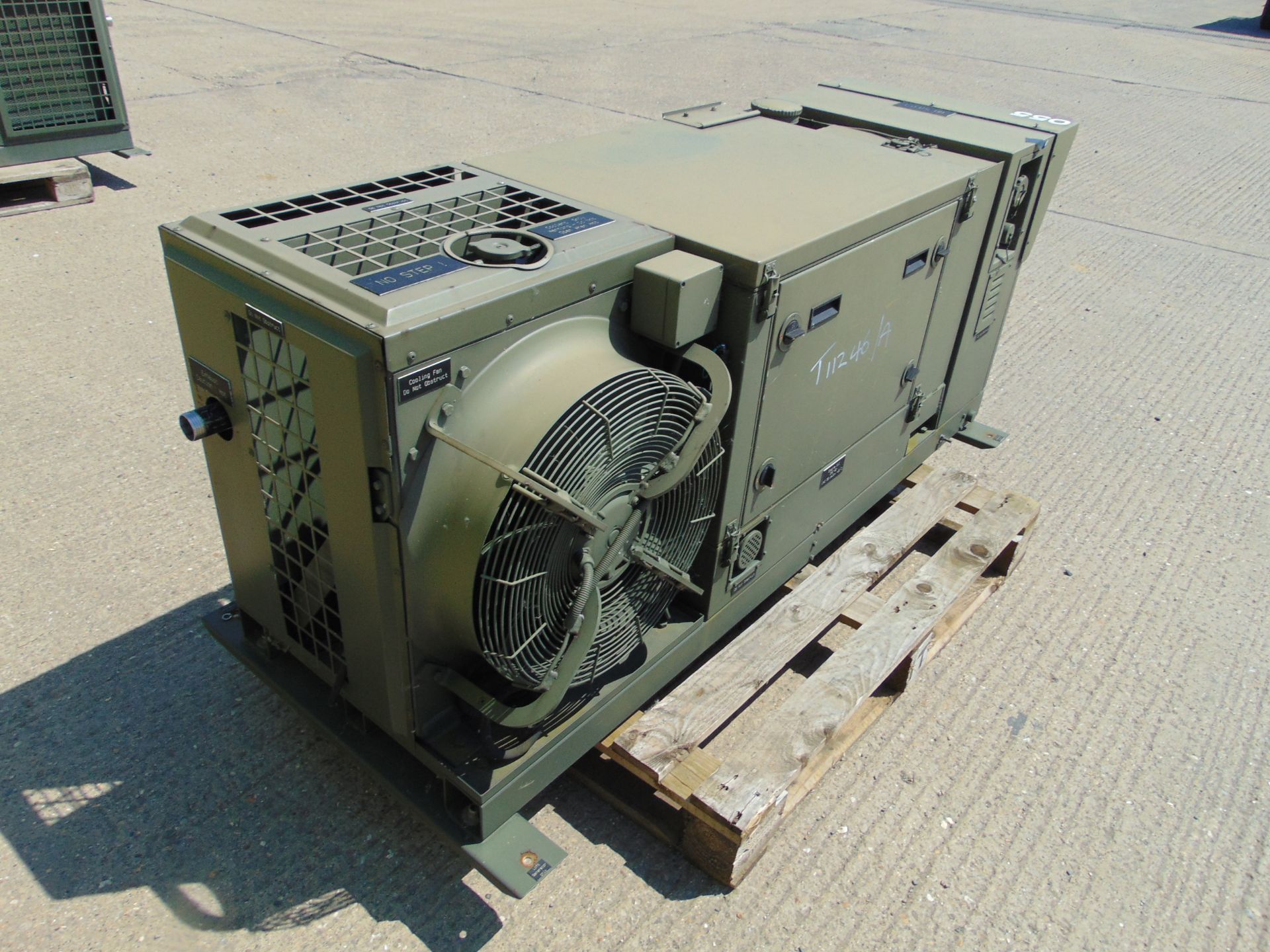 Fischer Panda PSC 8000 NE 7 KVA Diesel Generator - Image 7 of 14