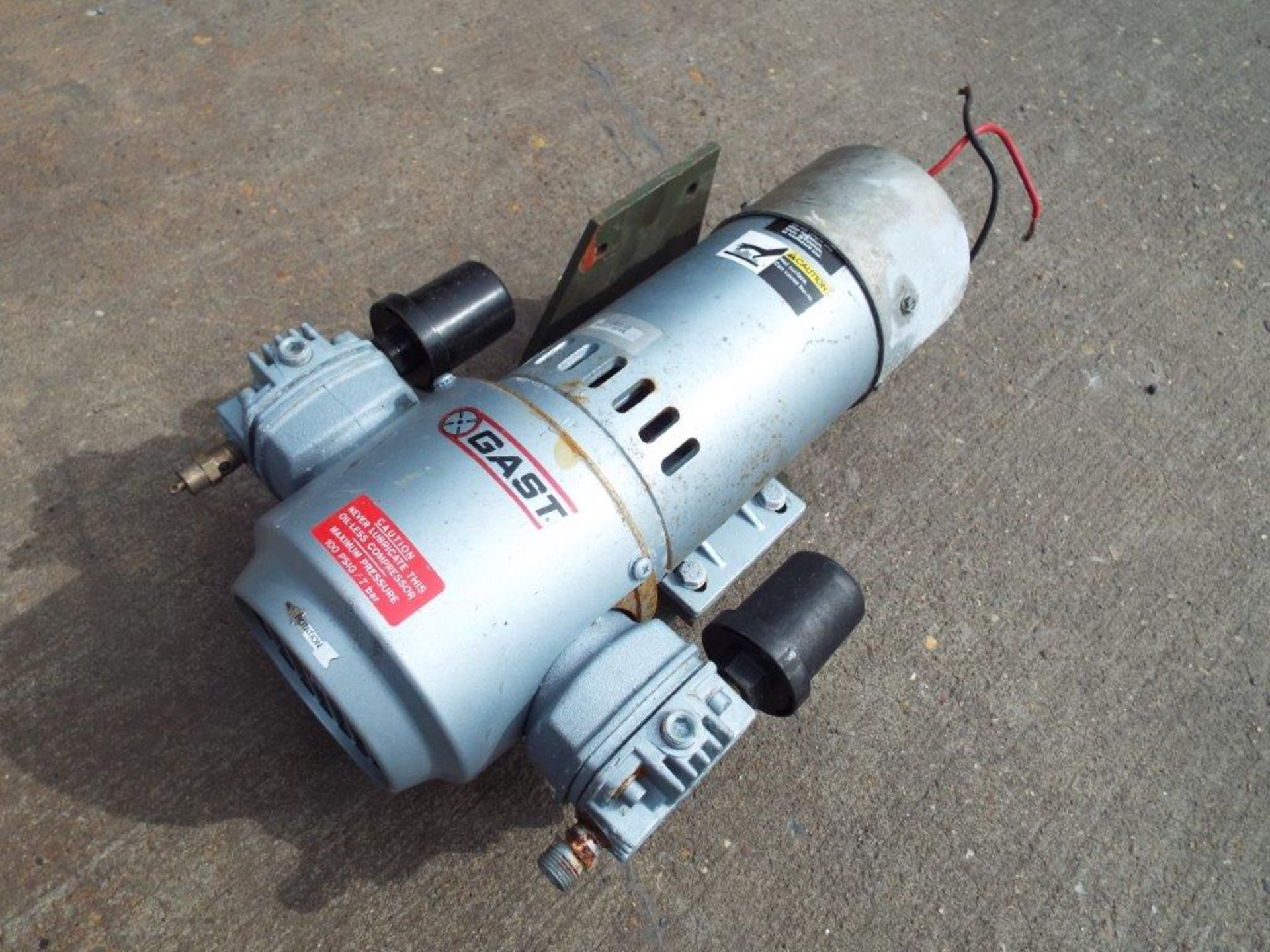 Gast 24V Compressor