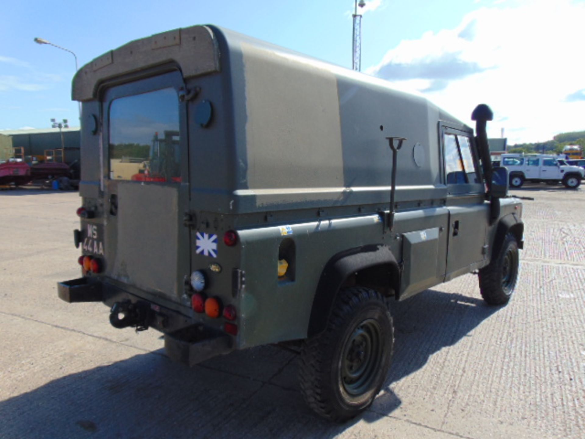 Military Specification Land Rover Wolf 110 Hard Top - Bild 6 aus 22