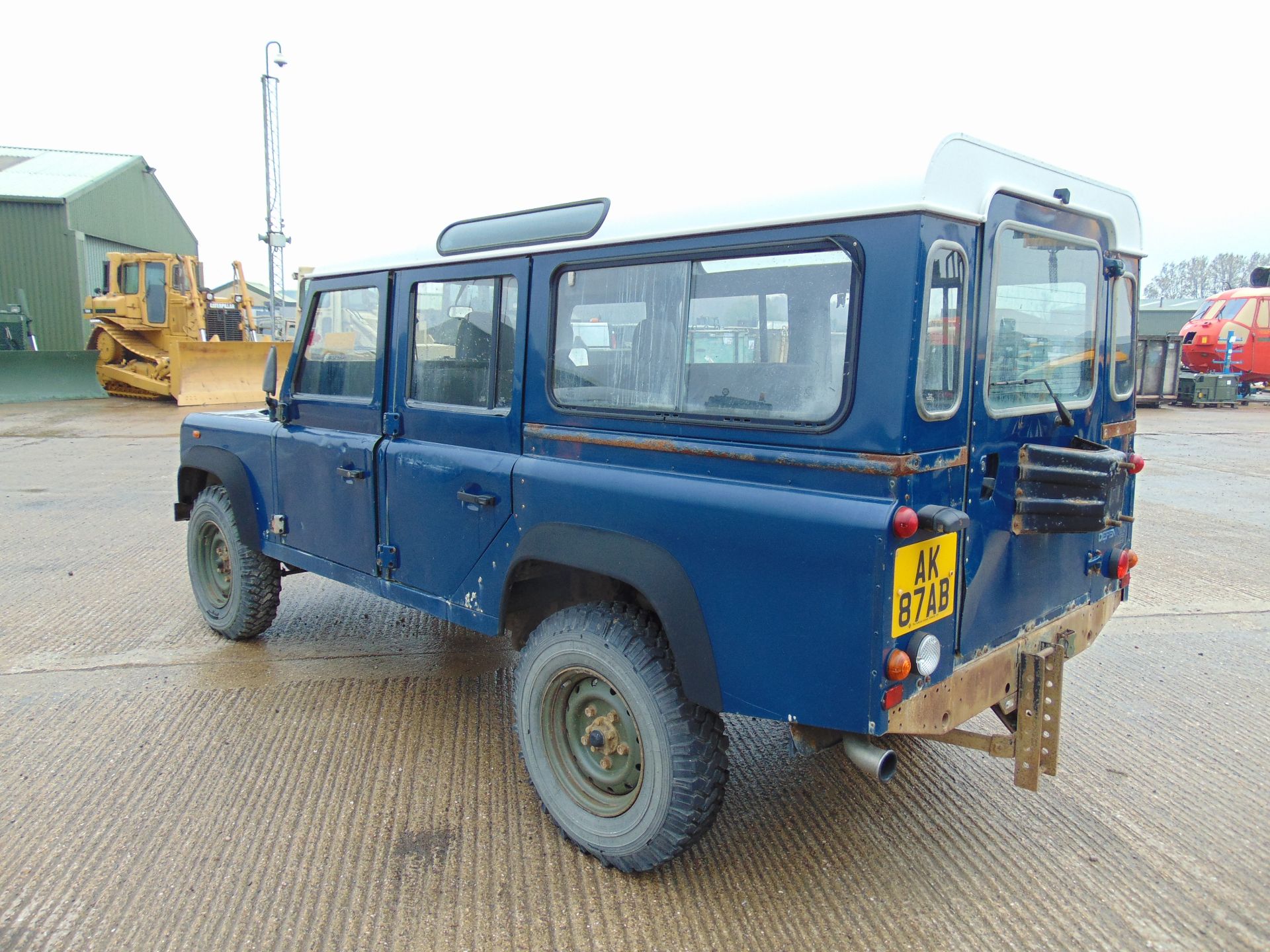 Land Rover Defender 110 TD5 Station Wagon - Image 5 of 26