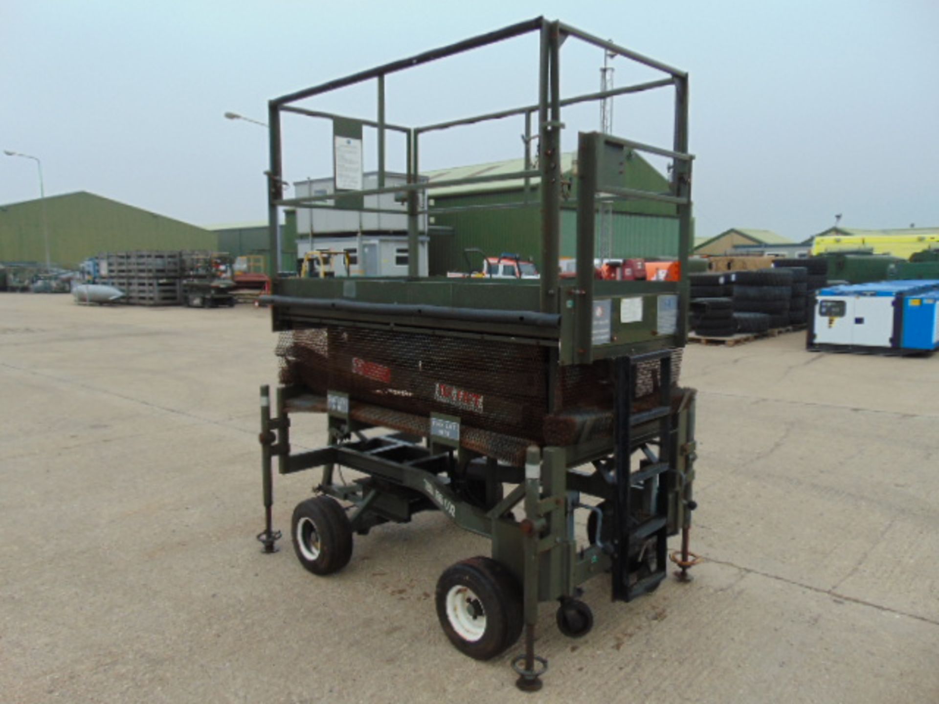 UK Lift 4m Mobile Hydraulic Work Platform - Image 5 of 15